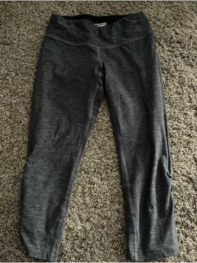 New Balance Dark Gray women cropped Leggings